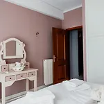 Va Yia/ Spacious Apartment