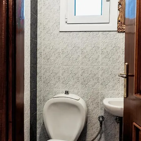 Va Yia/ Spacious Apartment *