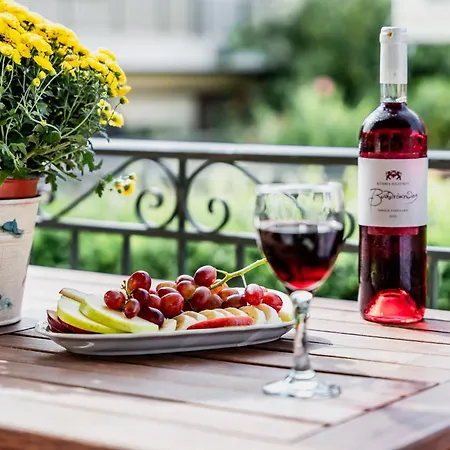 Va Yia/ Spacious Appartement *